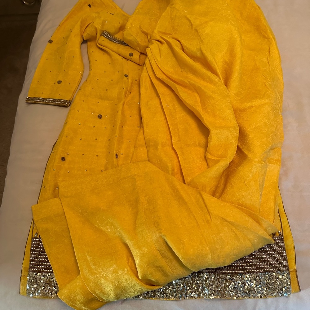 Indian suit